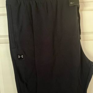Mens Under Armour jogging pants 5XL. Black. NWT